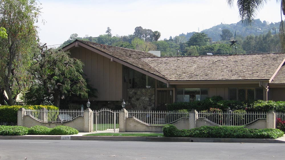 The Brady Bunch House